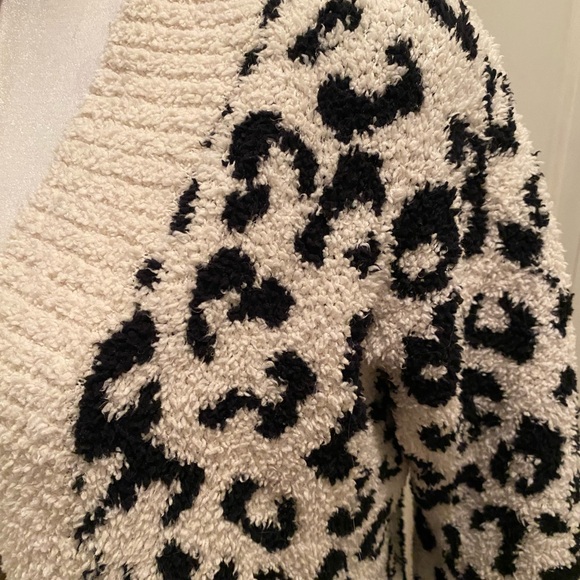 UGG Sweaters - UGG Leopard Print Open-Front Sweater - Cream and Black
